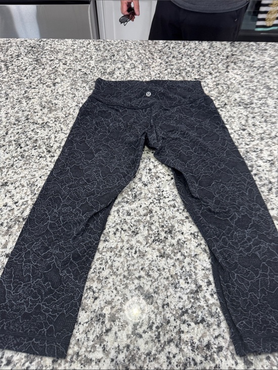 lululemon athletica Pants - Lululemon Women's align crop leggings
